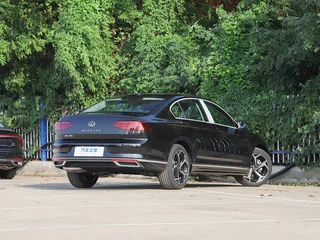 2026 Volkswagen Magotan B8 Рестайлинг, чёрный, 2921000 рублей, вид 5