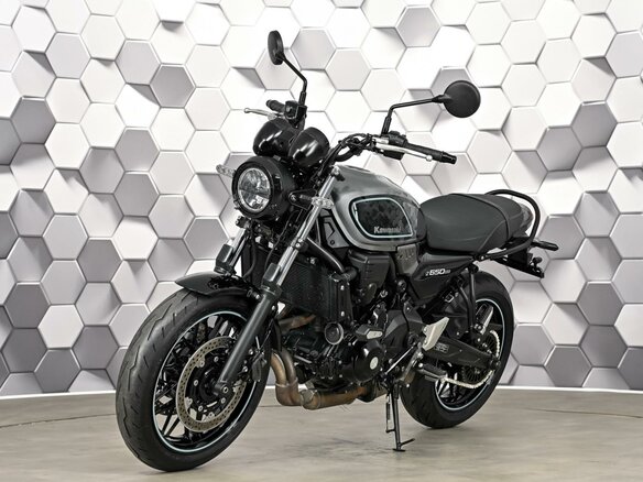 2023 Kawasaki Z 650RS, серый, 777000 рублей - вид 1