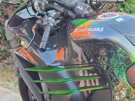 2017 Kawasaki ZX-14R, зелёный, 1061310 рублей, вид 4