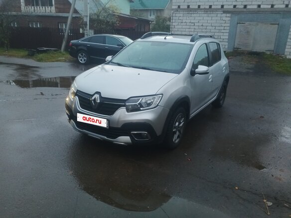 2019 Renault Sandero Stepway II Рестайлинг, серый - вид 1