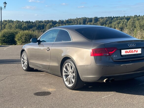 2015 Audi A5 I (8T) Рестайлинг, серый, 1950000 рублей - вид 4