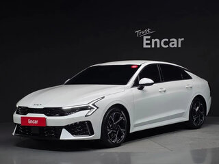 2025 Kia K5 III Рестайлинг, белый, 3200000 рублей, вид 1