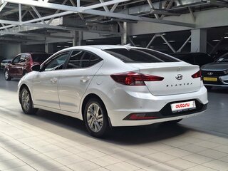2020 Hyundai Elantra VI (AD) Рестайлинг, белый, 1585000 рублей, вид 5