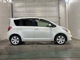 2010 Toyota Ractis I, белый, 649911 рублей, вид 3