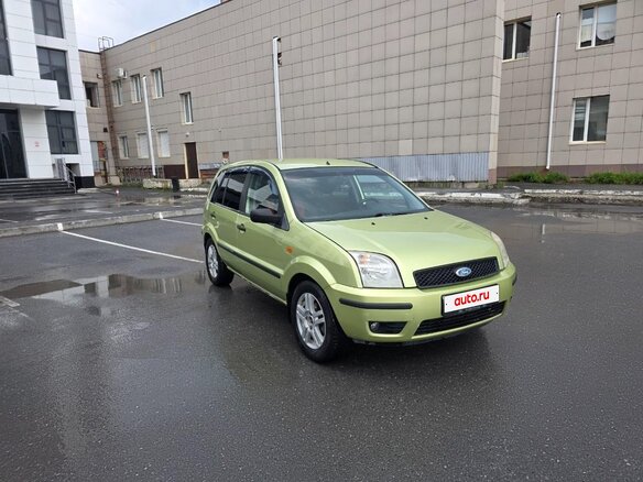2005 Ford Fusion I, зелёный, 415000 рублей - вид 2