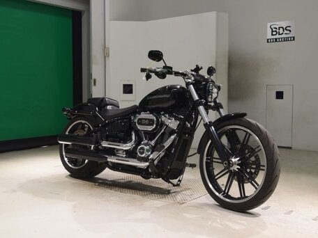 2022 Harley-Davidson Breakout, чёрный, 1810000 рублей, вид 3