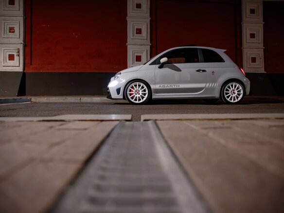 2022 Abarth 595 I Рестайлинг, серый - вид 13
