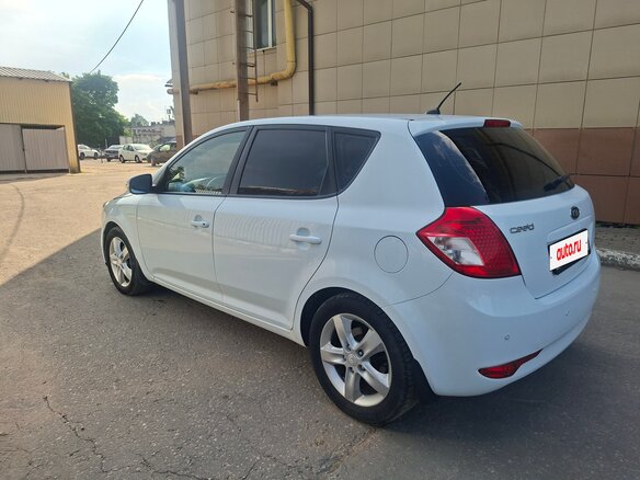 2011 Kia Ceed I Рестайлинг, белый - вид 7