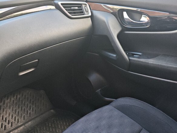 2017 Nissan Qashqai II, серебристый, 1490000 рублей - вид 18