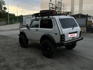 1998 Lada (ВАЗ) 2121 (4x4) I Рестайлинг, белый, 300000 рублей, вид 3