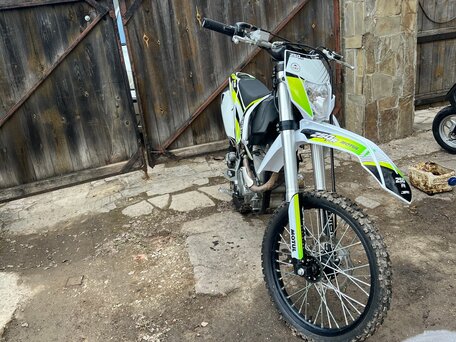 2021 JMC 250 FR, чёрный, 130000 рублей, вид 1