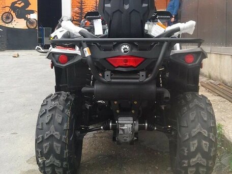2016 BRP Can-Am Outlander 570, серый, 1192000 рублей, вид 3