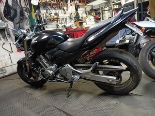 2005 Honda CB 600F Hornet, чёрный, 355000 рублей, вид 4