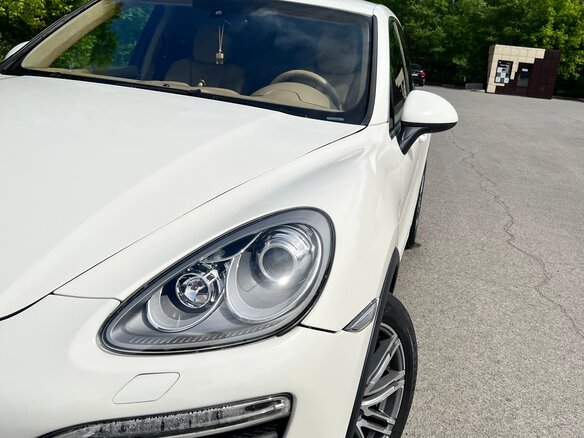 2010 Porsche Cayenne S II (958), белый, 2600000 рублей - вид 11