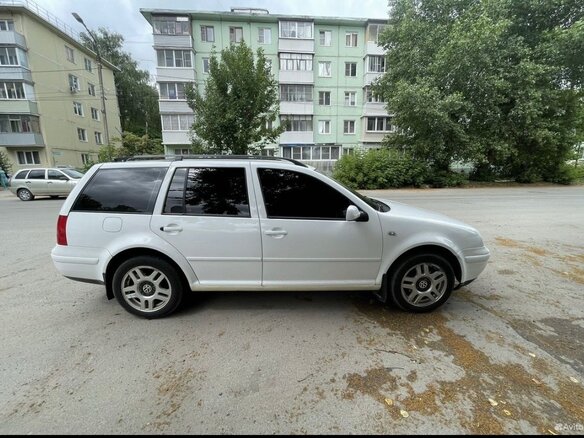 2002 Volkswagen Golf IV, белый, 250000 рублей - вид 5