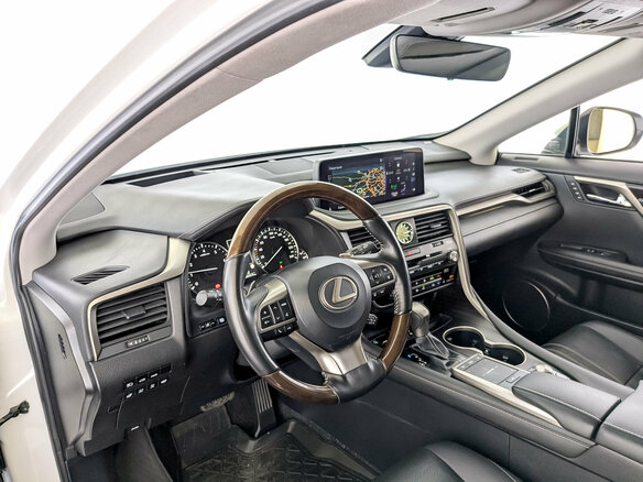 2019 Lexus RX 300 IV Рестайлинг, белый, 4360000 рублей - вид 15