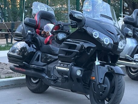 2006 Honda GL 1800 Gold Wing, чёрный, 950000 рублей, вид 2