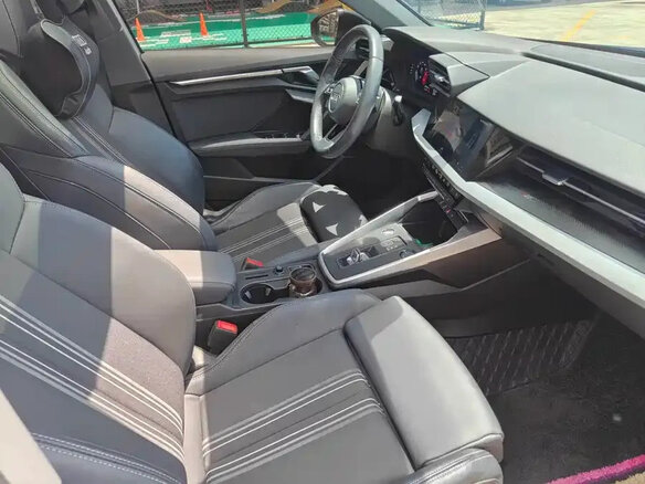 2022 Audi A3 Sportback 35 TFSI IV (8Y), зелёный, 1840290 рублей - вид 16