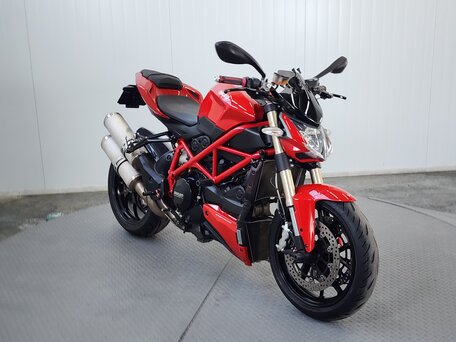 2012 Ducati Streetfighter, красный, 579000 рублей, вид 2