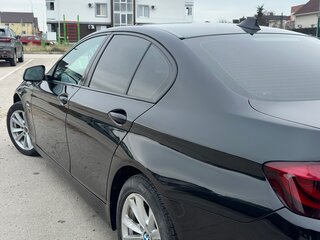 2013 BMW 5 серии 520i VI (F10/F11/F07), чёрный, 2300000 рублей, вид 4