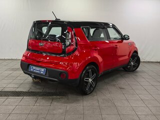 2018 Kia Soul II Рестайлинг, красный, 1590000 рублей, вид 4