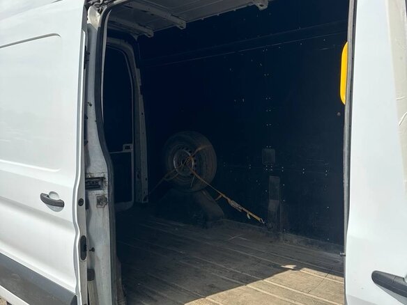 2018 Ford Transit, белый, 2150000 рублей - вид 3