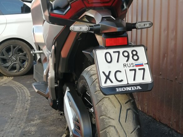 2017 Honda X-ADV, серебристый, 1070000 рублей - вид 9