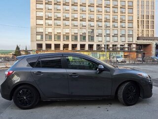 2010 Mazda Axela II, серый, 900000 рублей, вид 3
