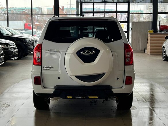 2018 Chery Tiggo 3 I, белый, 900000 рублей - вид 5