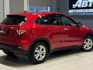 2017 Honda Vezel I, красный, 1698000 рублей, вид 5