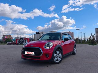 2021 Mini Hatch Cooper III (F55/F56) Рестайлинг, красный, 2099999 рублей, вид 1