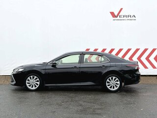 2022 Toyota Camry VIII (XV70) Рестайлинг, чёрный, 3690000 рублей, вид 2