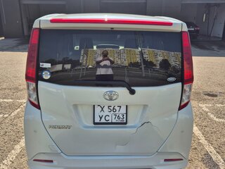 2022 Toyota Roomy I Рестайлинг, белый, 850000 рублей, вид 4