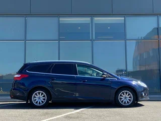 2012 Ford Focus III, синий, 682000 рублей, вид 2