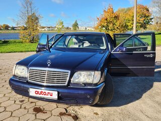 1996 Mercedes-Benz S-Класс 320 III (W140) Рестайлинг, синий, 1100000 рублей, вид 2