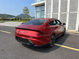 2024 Wuling Starlight EV 41.9 kWh, красный, 1590000 рублей, вид 4