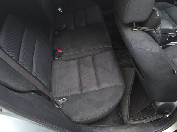 2005 Mazda 6 I (GG), серебристый, 150000 рублей - вид 8
