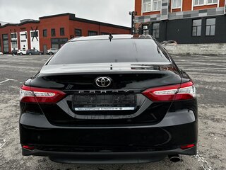 2019 Toyota Camry VIII (XV70), чёрный, 2550000 рублей, вид 5