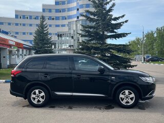 2016 Mitsubishi Outlander III Рестайлинг 2, чёрный, 1700000 рублей, вид 5