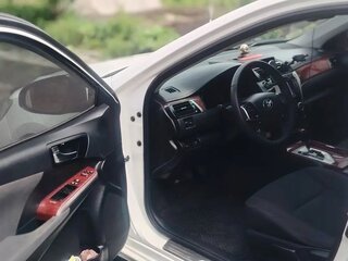 2014 Toyota Camry VII (XV50), белый, 1800000 рублей, вид 5