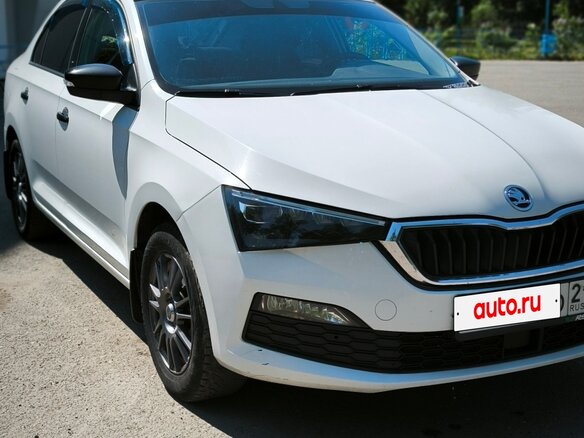 2020 Skoda Rapid II, белый, 1000000 рублей - вид 9