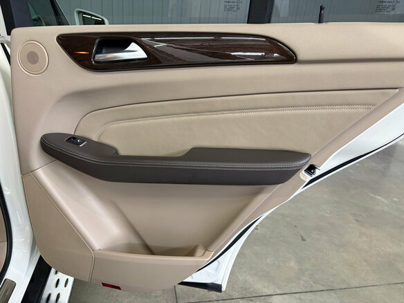 2011 Mercedes-Benz M-Класс 350 III (W166), белый - вид 18