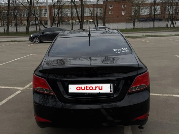 2014 Hyundai Solaris I, чёрный, 800000 рублей - вид 1