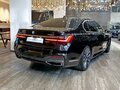 2020 BMW 7 серии 740d xDrive VI (G11/G12) Рестайлинг, чёрный, 8010000 рублей - вид 5