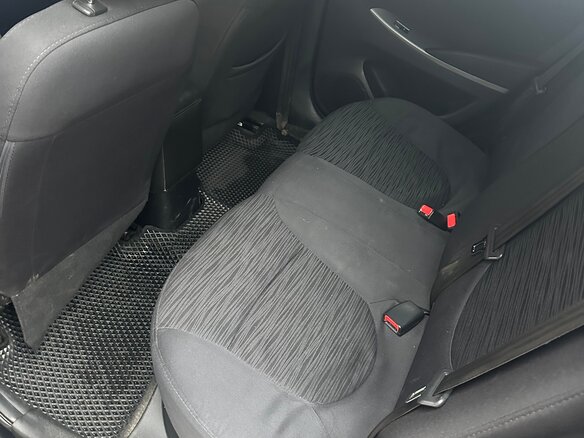 2015 Hyundai Solaris I Рестайлинг, чёрный, 760000 рублей - вид 6