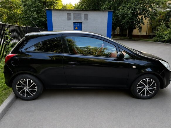 2007 Opel Corsa D, чёрный, 550000 рублей - вид 2