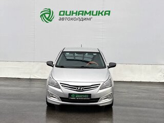 2014 Hyundai Solaris I Рестайлинг, серебристый, 788000 рублей, вид 2