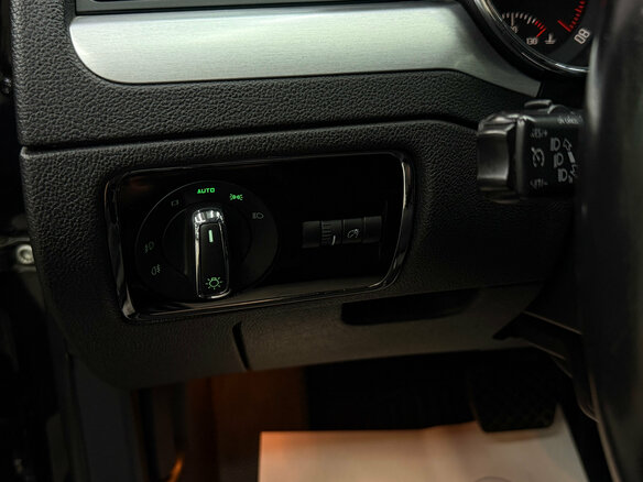 2014 Skoda Superb DSG II Рестайлинг, чёрный - вид 19