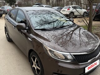2016 Kia Rio III Рестайлинг, коричневый, 975000 рублей, вид 4