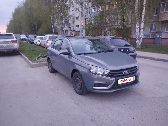 2017 Lada (ВАЗ) Vesta I, серый, 590000 рублей - вид 2